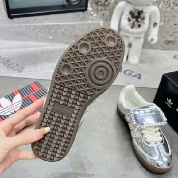 🍭Wales Bonner Adidas Silver Sambas - Picture 4 of 5